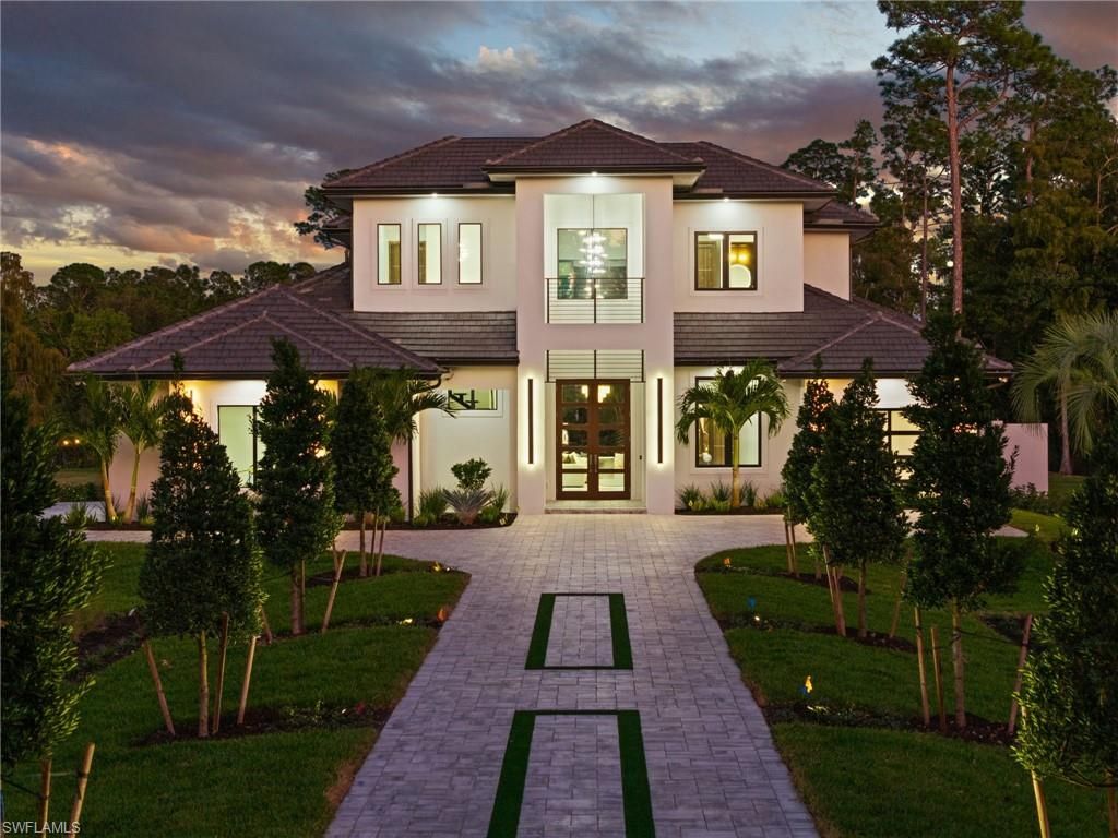 2272 Oakes BLVD, NAPLES, FL 34119 — photo 5