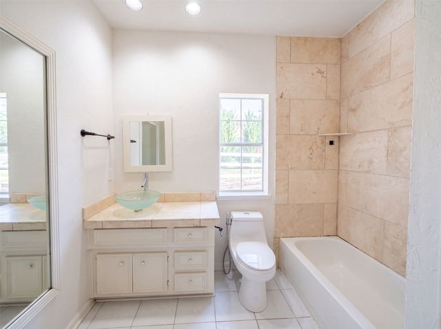 1231 Jeanette Way, Carrollton, TX 75006