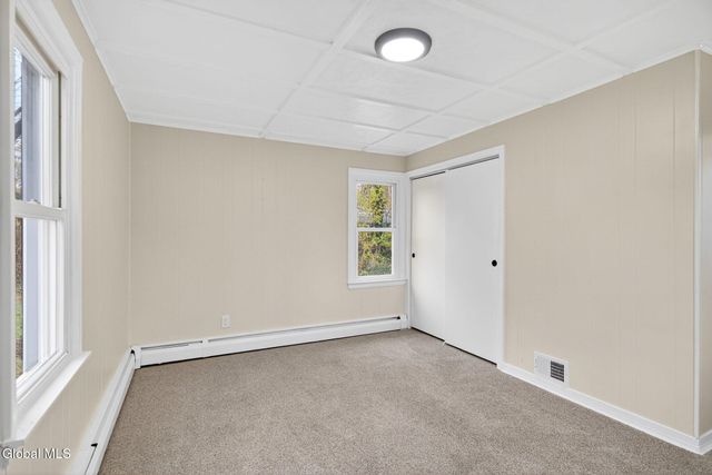 18 Anthony Lane, Colonie, NY 12205