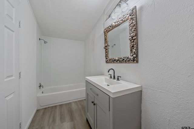 360 W Elm Street, Murchison, TX 75778