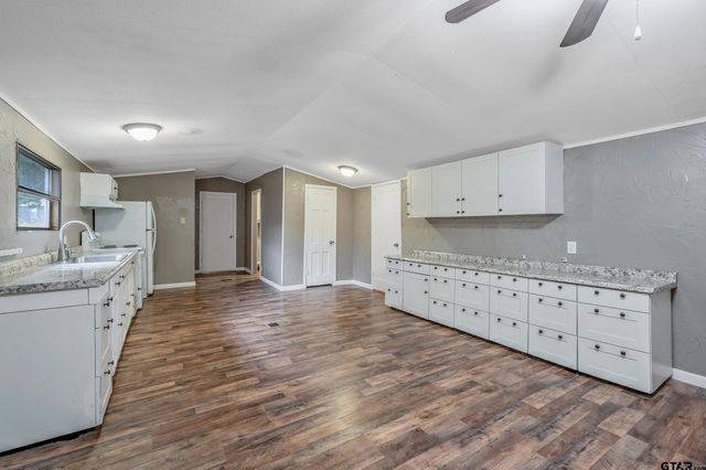 360 W Elm Street, Murchison, TX 75778