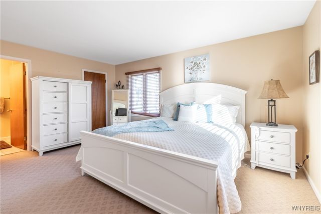 162 Peppertree Drive B, Amherst, NY 14228