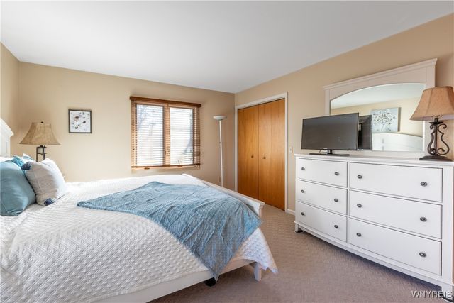 162 Peppertree Drive B, Amherst, NY 14228