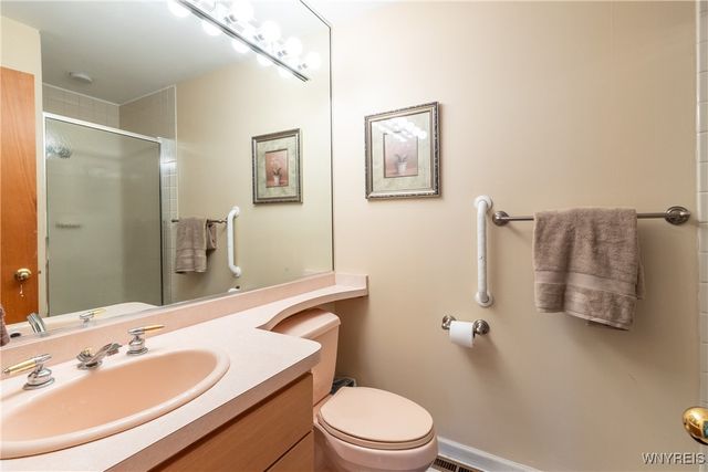 162 Peppertree Drive B, Amherst, NY 14228