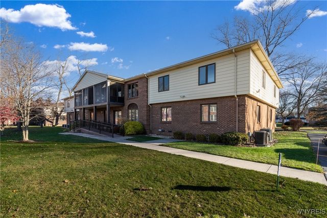 162 Peppertree Drive B, Amherst, NY 14228