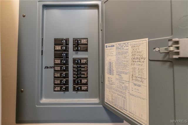 162 Peppertree Drive B, Amherst, NY 14228