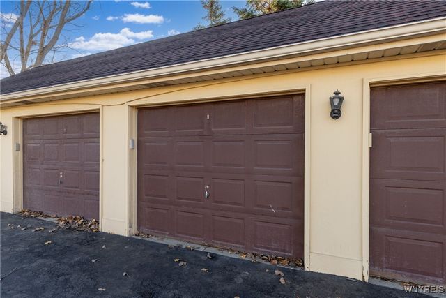 162 Peppertree Drive B, Amherst, NY 14228