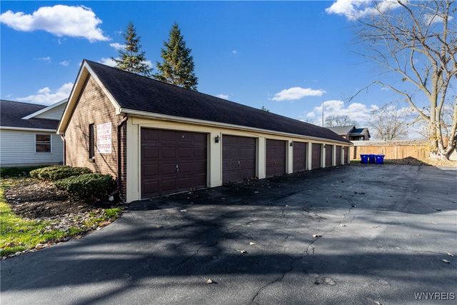 162 Peppertree Drive B, Amherst, NY 14228