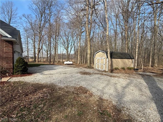 8340 Claus Road, Amherst, OH 44001