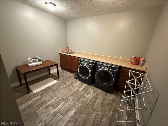 8340 Claus Road, Amherst, OH 44001