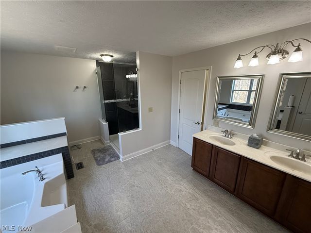 8340 Claus Road, Amherst, OH 44001