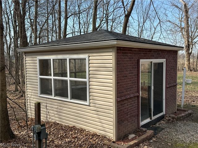 8340 Claus Road, Amherst, OH 44001