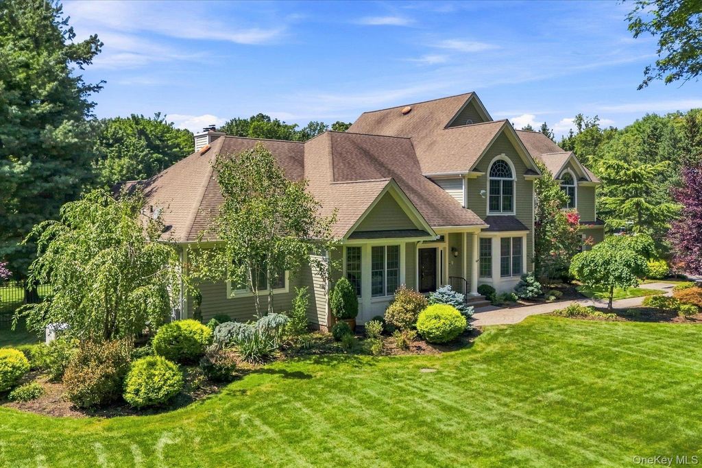 3 Spring Bay Lane, Lloyd Harbor, NY 11743 — exterior