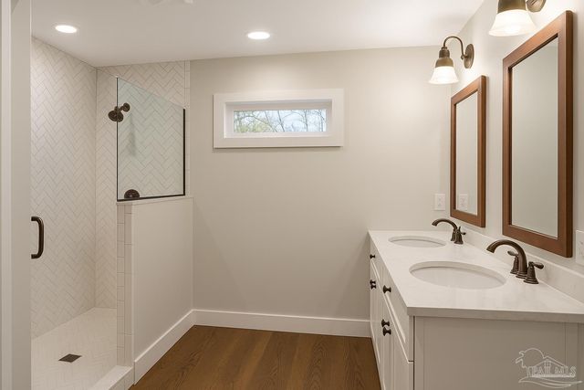 4714 W Lynn Rd, Milton, FL 32583