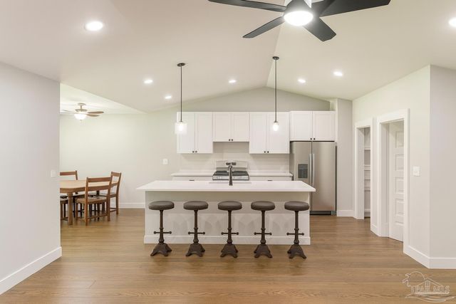 4714 W Lynn Rd, Milton, FL 32583