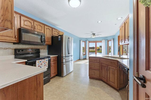 8521 Forsythia Court, Fort Wayne, IN 46818