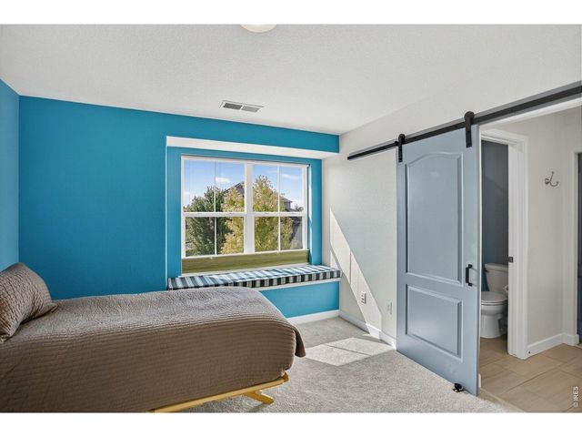955 Grenville Cir, Erie, CO 80516
