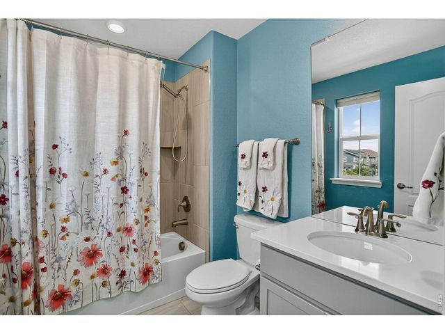 955 Grenville Cir, Erie, CO 80516