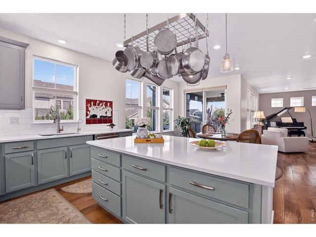 955 Grenville Cir, Erie, CO 80516