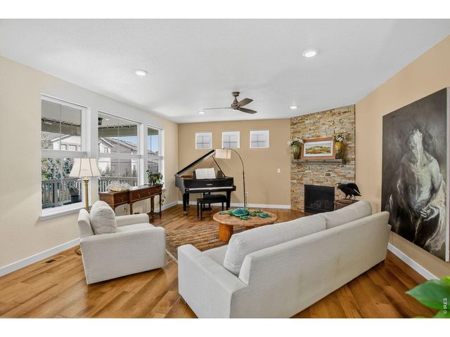 955 Grenville Cir, Erie, CO 80516