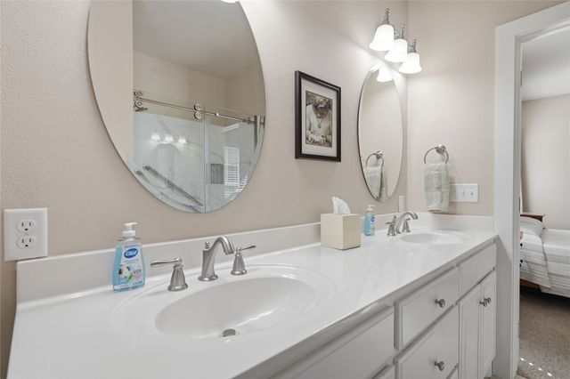 723 Woodland Avenue, Sapulpa, OK 74066