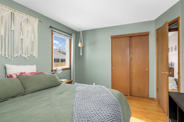 4957 Virginia Avenue N, New Hope, MN 55428