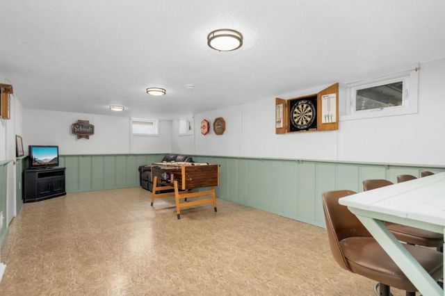 4957 Virginia Avenue N, New Hope, MN 55428