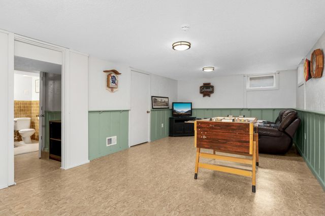 4957 Virginia Avenue N, New Hope, MN 55428