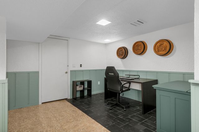 4957 Virginia Avenue N, New Hope, MN 55428