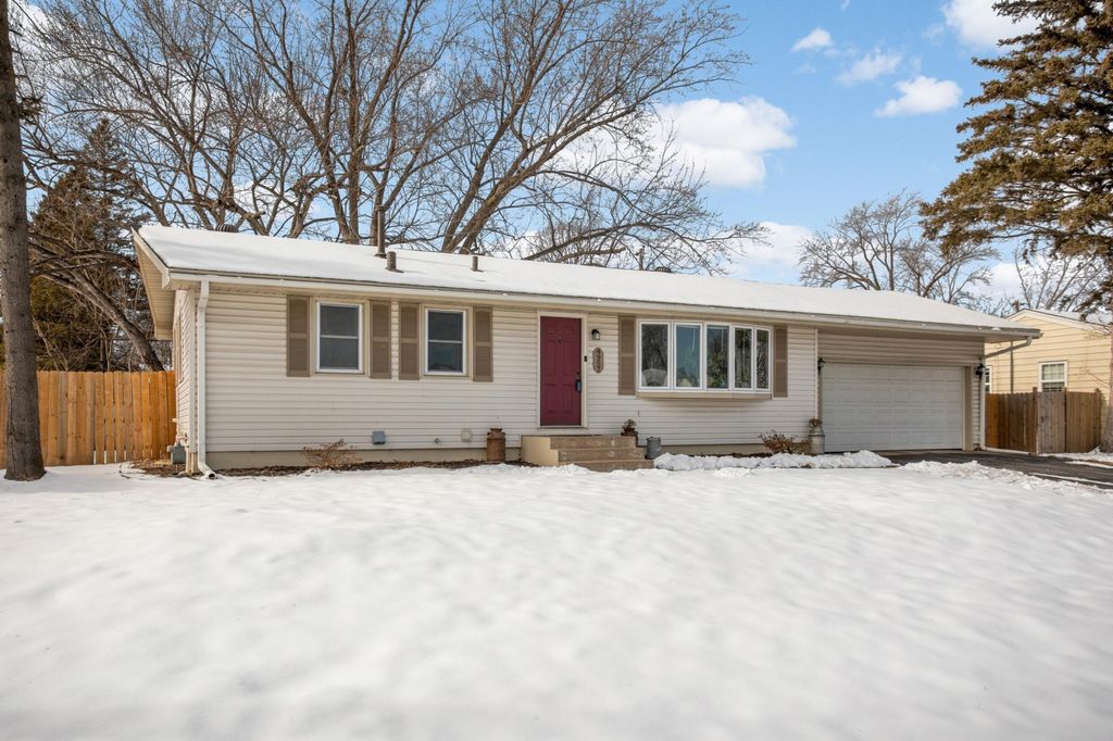 4957 Virginia Avenue N, New Hope, MN 55428