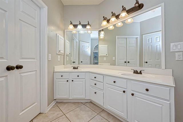 11011 Sprucedale Court, Houston, TX 77070