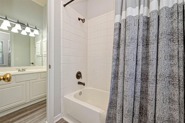 11011 Sprucedale Court, Houston, TX 77070