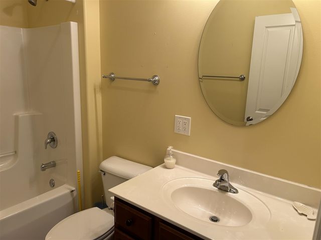 1268 Blue Heron Drive, Ludington, MI 49431