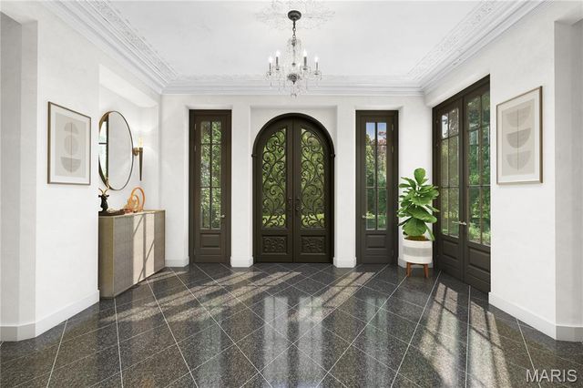 8 Carrswold Drive, Clayton, MO 63105