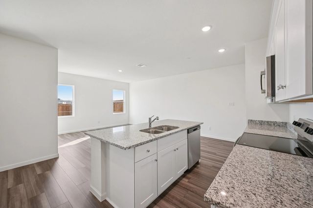 928 Penrose Drive, Cedar Hill, TX 75104