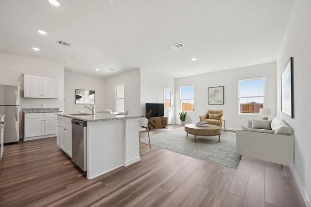 928 Penrose Drive, Cedar Hill, TX 75104