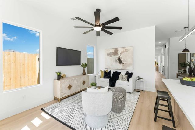 4015 Stassen Street A-B, Houston, TX 77051