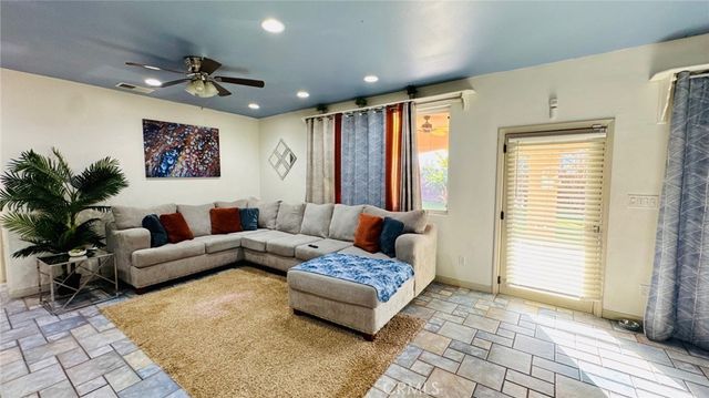 6115 Cloud Peak Court, Bakersfield, CA 93313