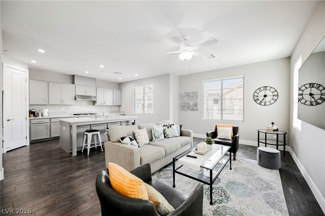 43 Via Di Vita, Henderson, NV 89011