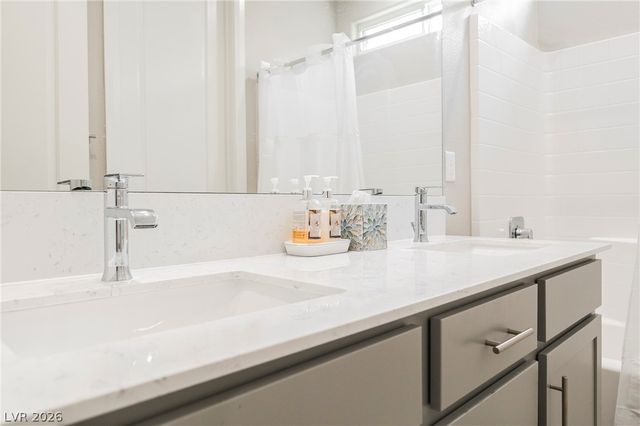 43 Via Di Vita, Henderson, NV 89011