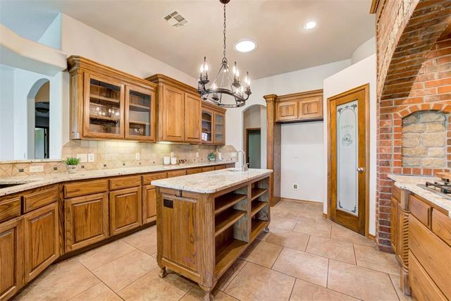 18808 Shilstone Way, Edmond, OK 73012