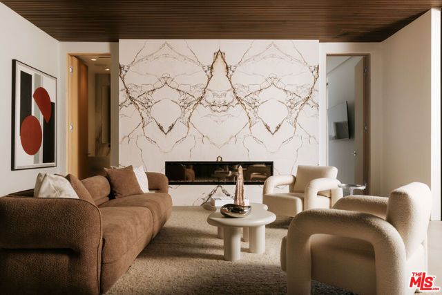 2180 Stradella Road, Los Angeles, CA 90077