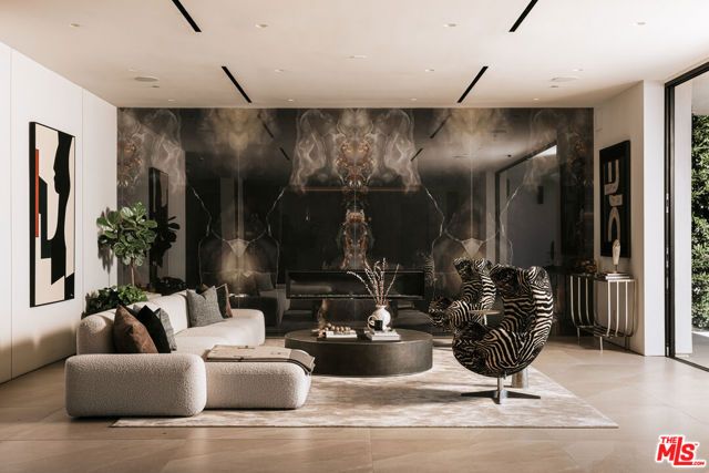 2180 Stradella Road, Los Angeles, CA 90077