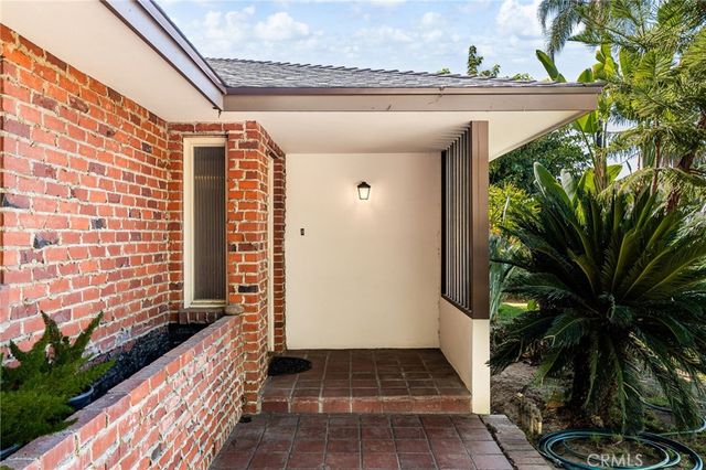 3024 Pine, Riverside, CA 92501