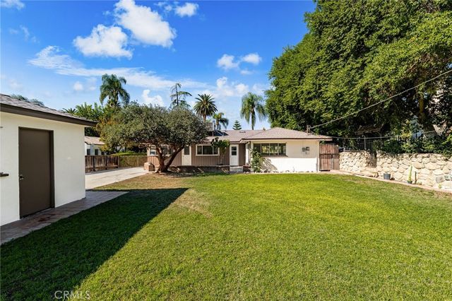 3024 Pine, Riverside, CA 92501