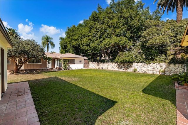 3024 Pine, Riverside, CA 92501