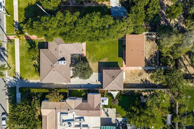 3024 Pine, Riverside, CA 92501