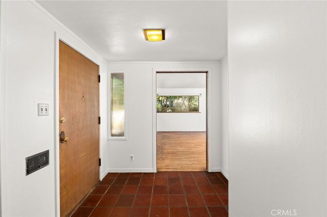 3024 Pine, Riverside, CA 92501