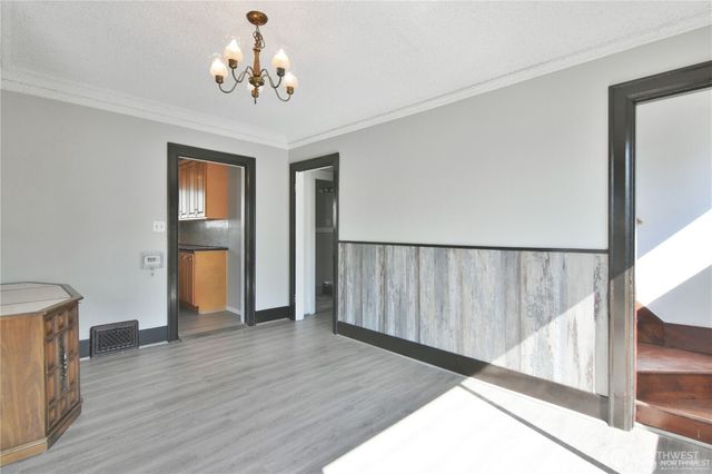 328 NE 52nd Street, Seattle, WA 98105