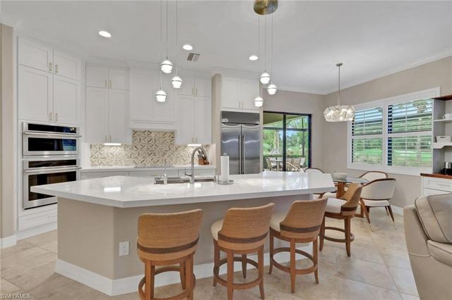 10099 Biscayne Bay Lane, Naples, FL 34120